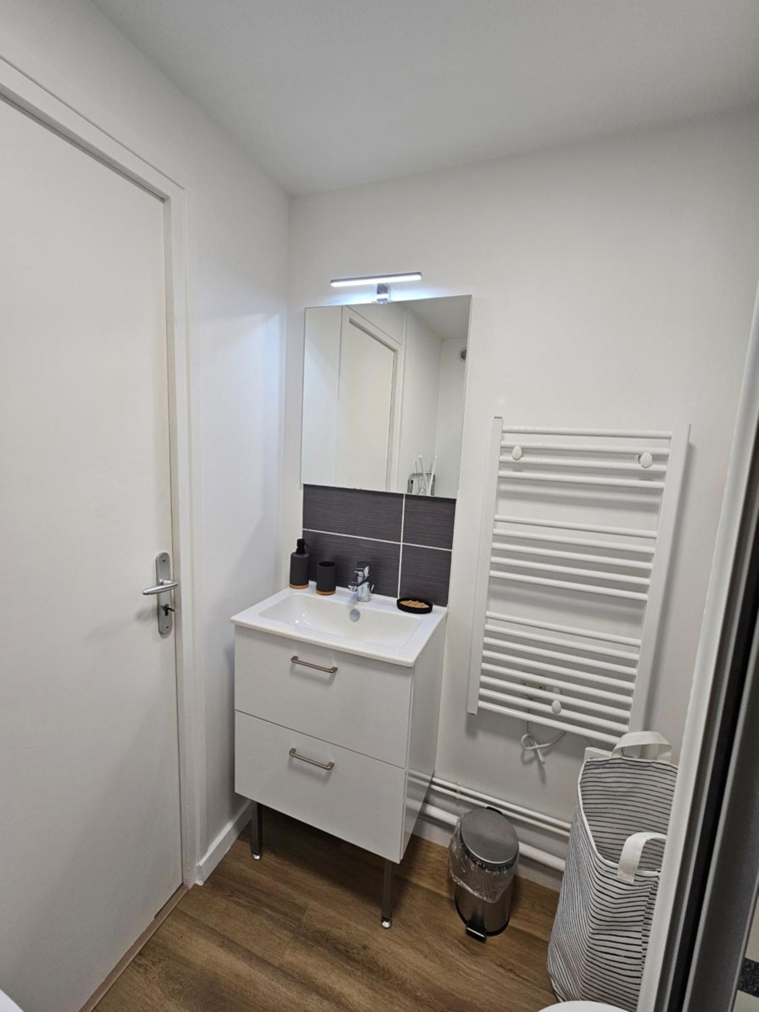 Charmant Duplex Au Coeur De Vernon Proche Gare Et Giverny المظهر الخارجي الصورة