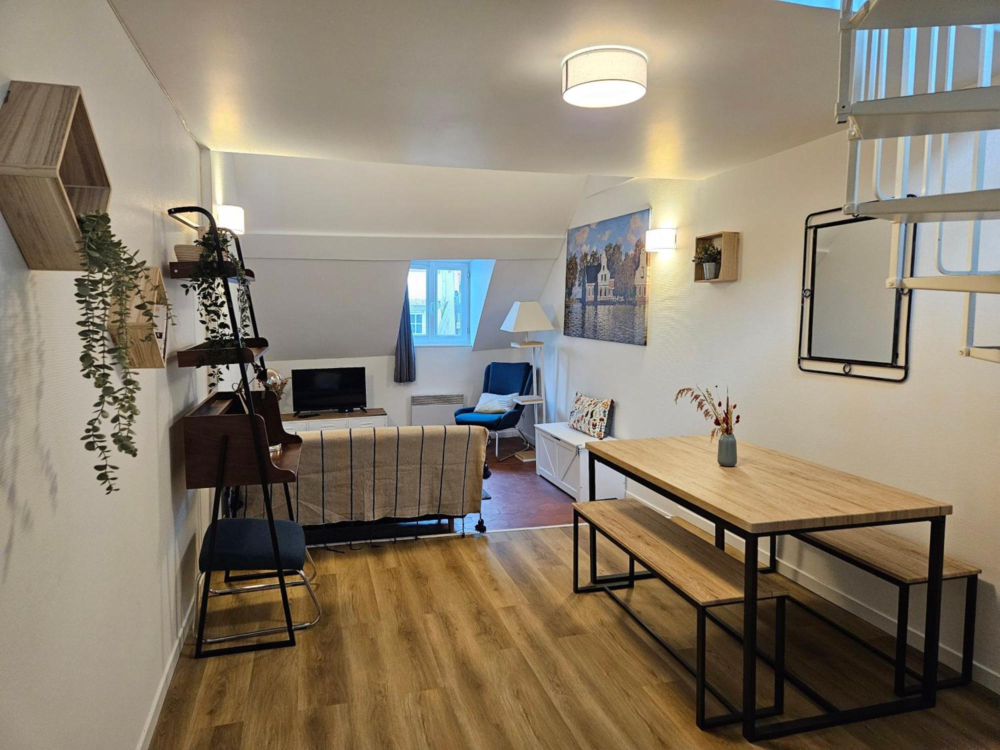 Charmant Duplex Au Coeur De Vernon Proche Gare Et Giverny المظهر الخارجي الصورة